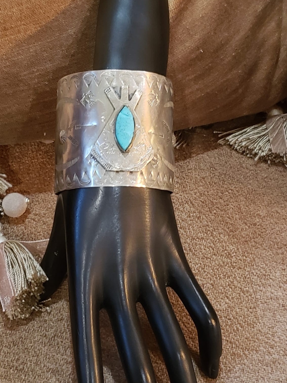 Vintage Southwestern style wide cuff bracelet